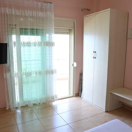 דירה Alfred's Place Vlorë